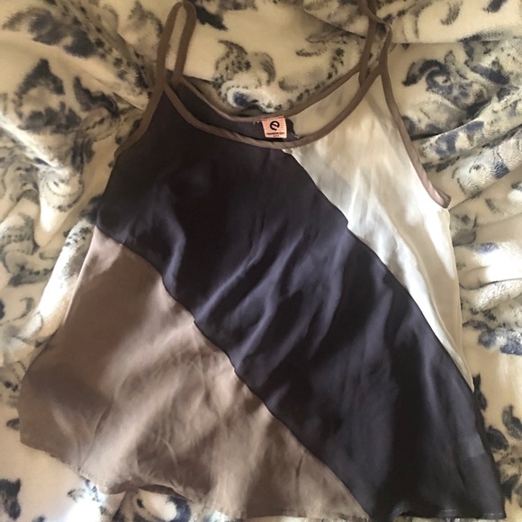 💖💖Sheer cami w/spaghetti straps - Picture 1 of 5